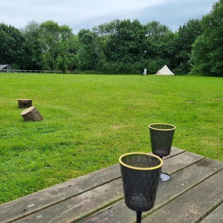 Glamping In Style, Prospector Tent 克劳利 外观 照片