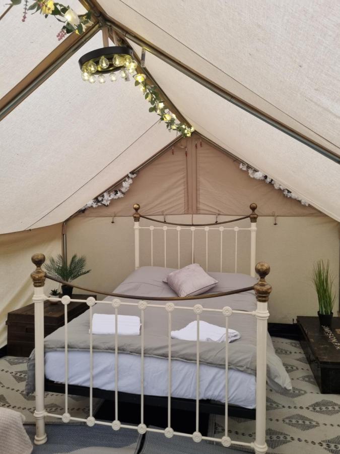 Glamping In Style, Prospector Tent 克劳利 外观 照片